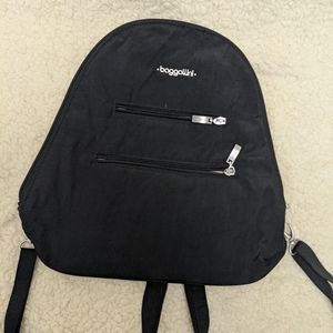 Baggallini backpacks